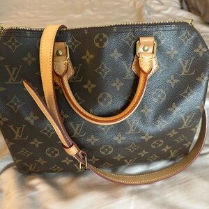 Louis Vuitton Speedy 30 Bandouliere in excellent condition